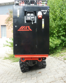 Slope compensation excavator